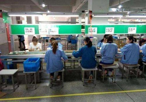 电子厂求职全攻略 如何找到工作并规避黑中介风险